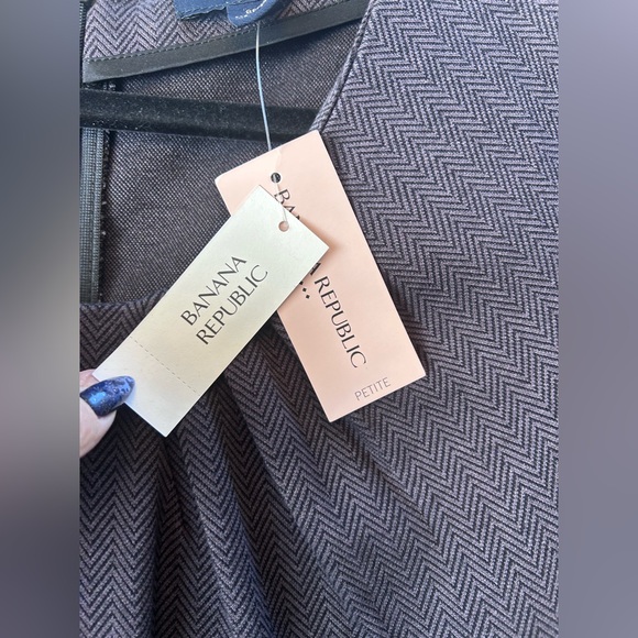 NWT Banana Republic Ruched zig zag patterned Dress - Picture 11 of 15